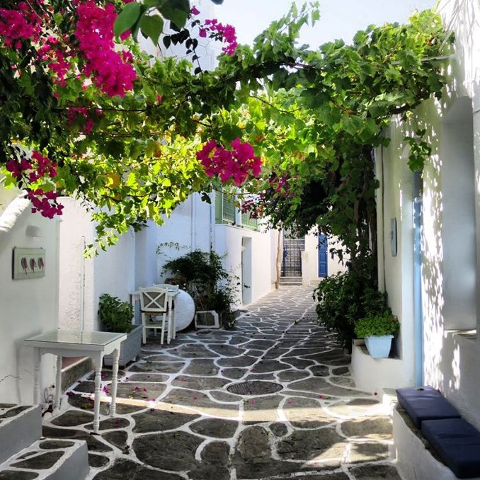 alleys greek islands